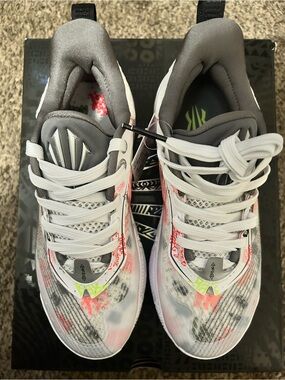 Boys Nike Anta Kyrie Basketball Shoes